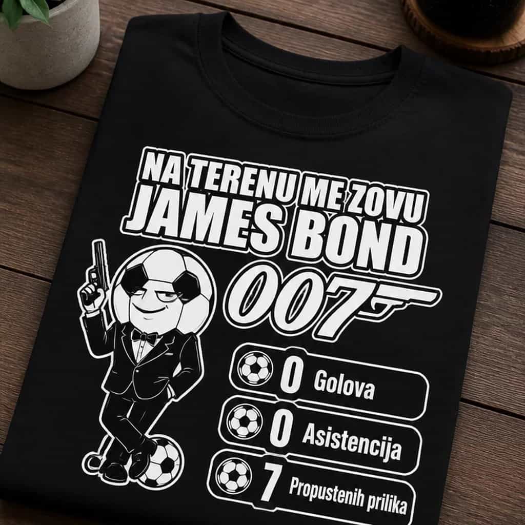 Majica na terenu me zovu James Bond