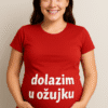 Puno majice s humorističkim natpisom za trudnice, idealno za žene koje žele istaknuti svoj trudnički stil.