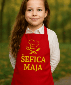 Punoći s majicom za kuhanje Šefica Maja, personalizirana kuhinjska odjeća za djevojčice.