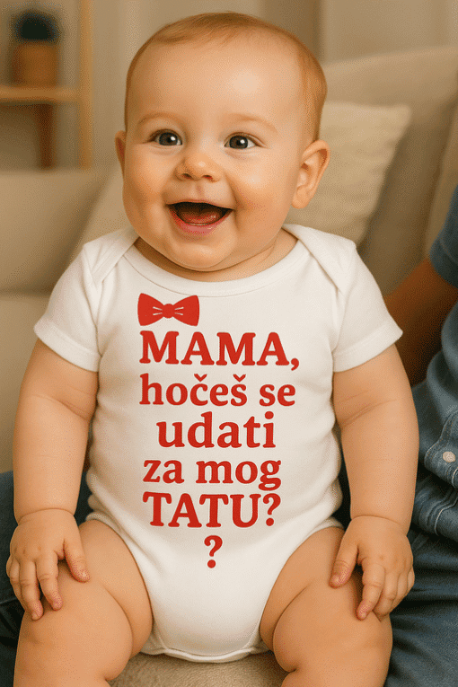 Sretna beba u majici s natpisom za tatu, roditeljski dar, tiskana odjeća za djecu.