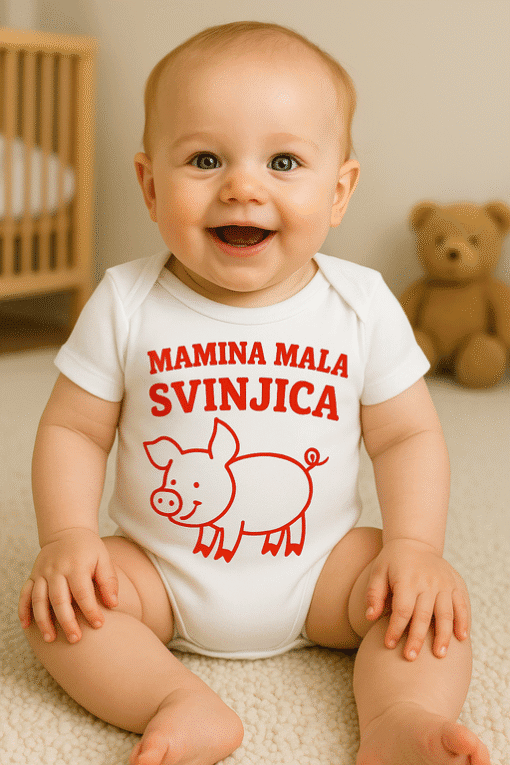 1. Dječja majica s tekstom i crtežem svinje, savršena za poklon i razigran izgled.