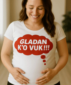 Prilagođena majica za trudnice, personalizirana s natpisom za posebne trenutke.