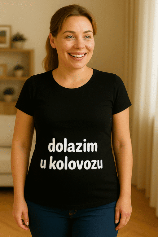 Dolazim u kolovoz - personalizirane majice za ljetne događaje i promocije.