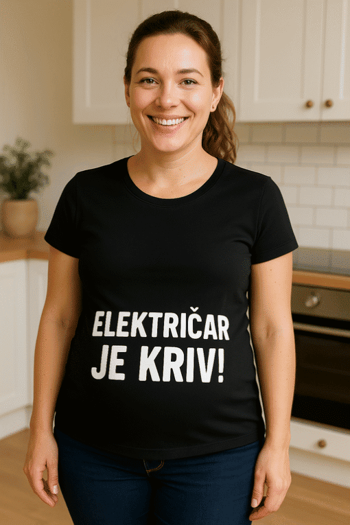 Električar majica s natpisom, zaštitni odjevni predmet za elektroindustriju.