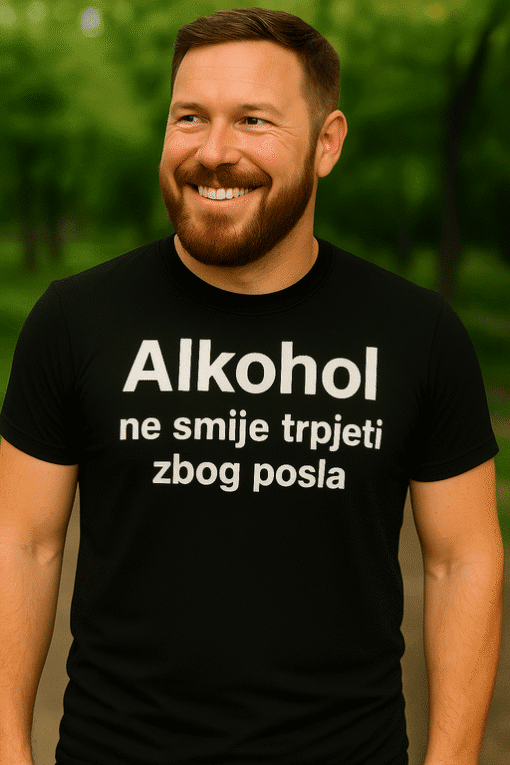 1. Majica s printom alkohola i porukom, moderna i za svakodnevno nošenje.