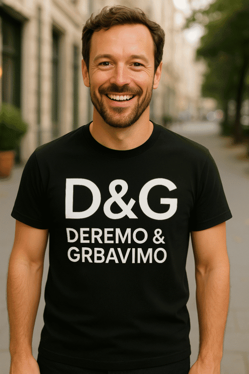 Nadam se da će biti od koristi! Međutim, bez dostupnosti slike ili dodatnih informacija o sadržaju, mogu ponuditi općenite primjere SEO tekstova za odjeću i majice s fokusom na optima:.