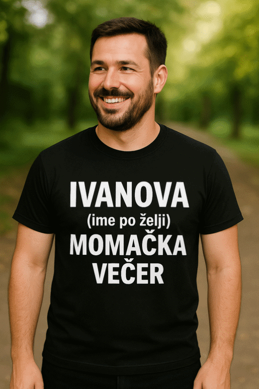 Šalica personaliziranih majica s natpisom za svaku priliku.