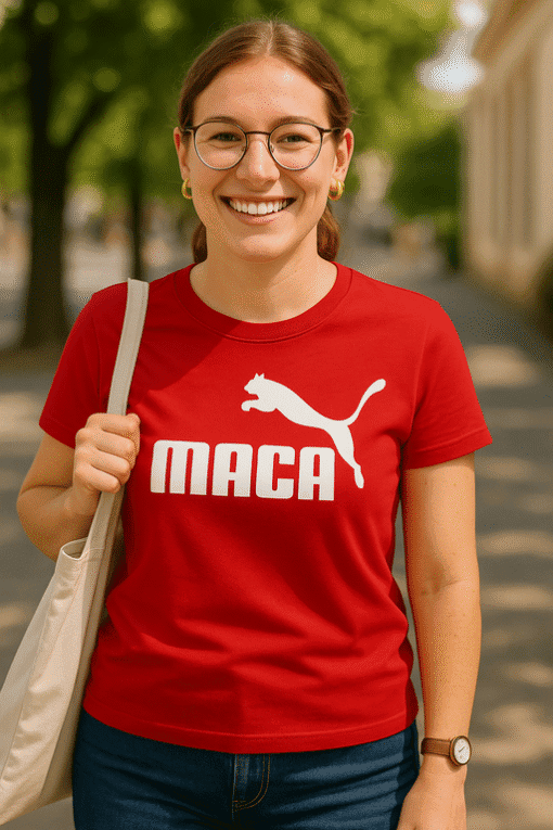 1. Ženska u crvenoj majici s logom Puma i MACA, šeta parkom, casual stil.