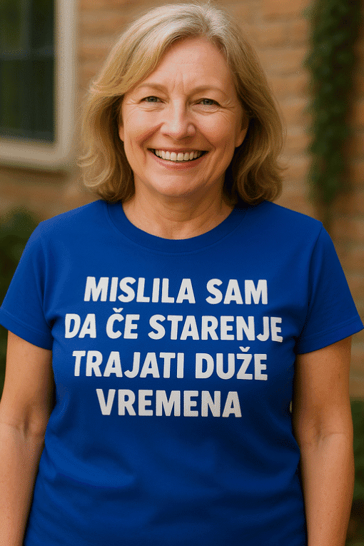 Stilizirana majica s hrvatskim tekstom za starije, idealno za promociju optima i dugovječnosti.