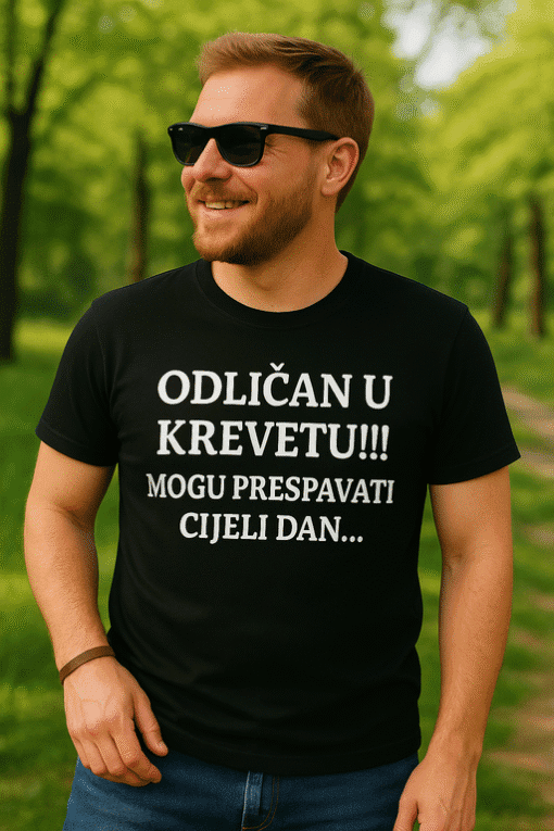 Odličan majica s duhovitim tekstom za svakodnevnu nosivost.