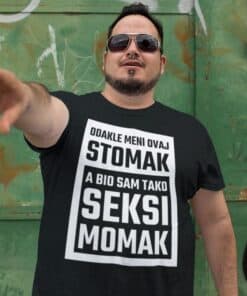 Mistična majica s humorističnim tekstom za cool izgled i samopouzdanje, idealno za svakodnevnu odjeću.