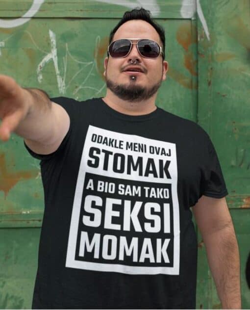 Mistična majica s humorističnim tekstom za cool izgled i samopouzdanje, idealno za svakodnevnu odjeću.