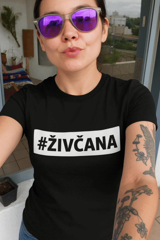 Optima majice s printom za žene, moderne i udobne, savršene za svakodnevno nošenje.