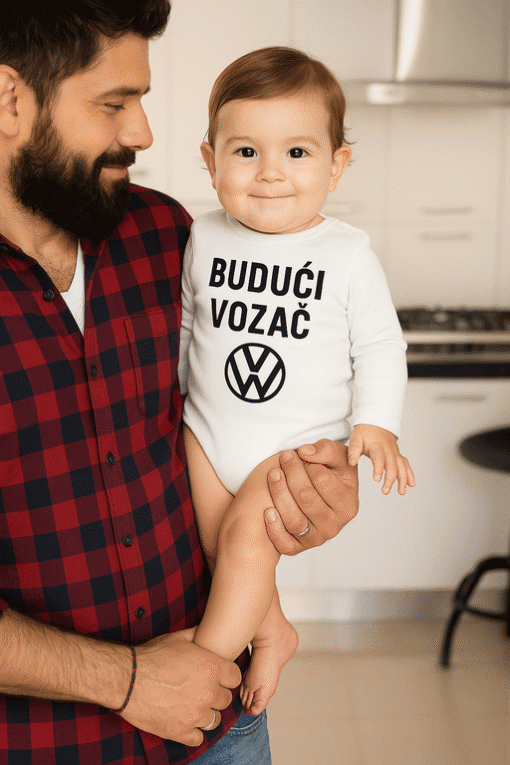 Auto majice s Volkswagen logom, idealne za buduće vozače, TOP kvalitetne i cool dizajnirane.