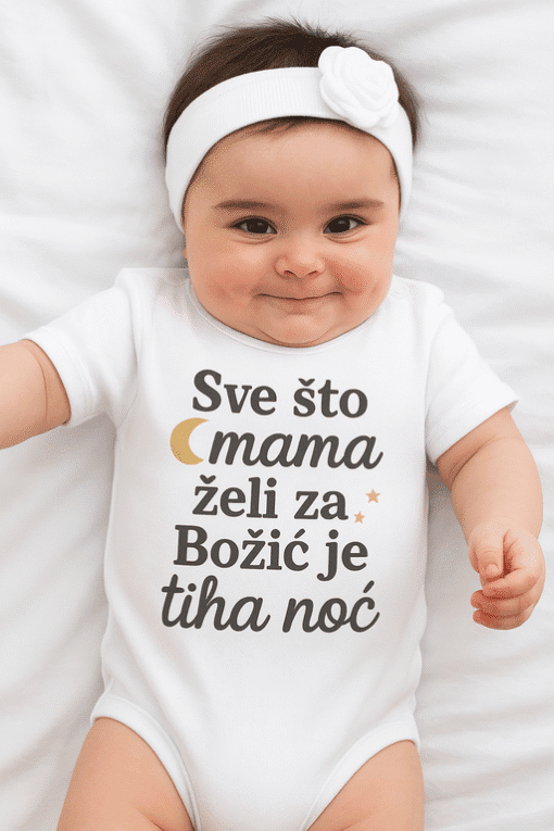 Beba s šalicom odjevena u majicu s natpisom za blagdane, idealna za božićne darove i odjeću za novorođenčad.