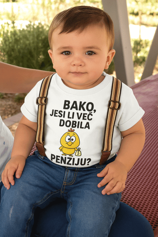 - Mališan s majicom na temu štednje i novca, personalizirane optima majice za djecu.