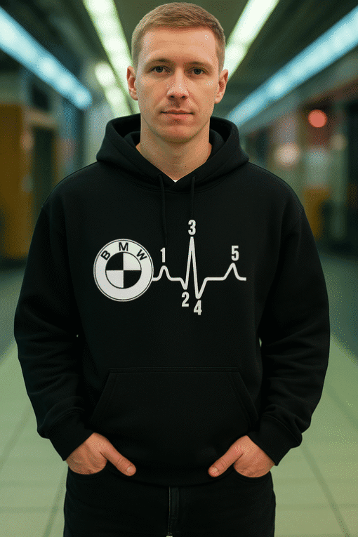 BMW logo i srce, moderan dizajn za trendi izgled.