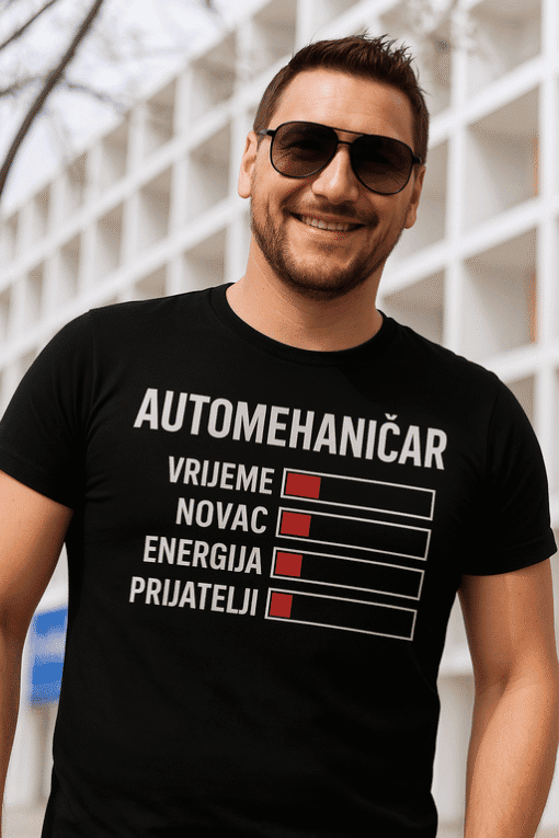 Automatska majica s personaliziranim printom, odjeća za svakodnevnu uporabu.