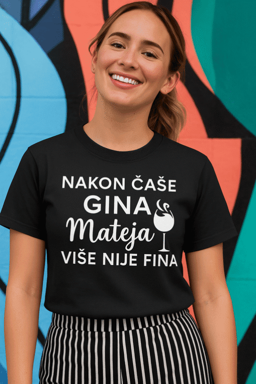 Nakon čase Gina Mateja majica s punim printom za svakodnevno izlaganje.