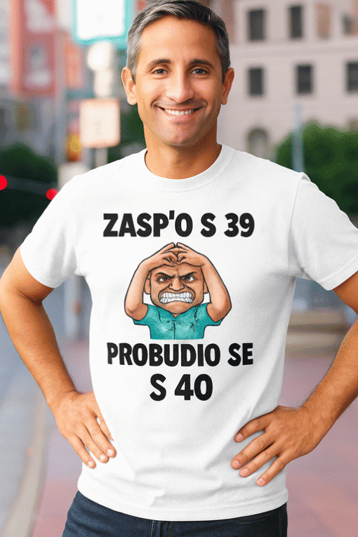 Napišite mi ili nosite majicu sa humorističnim natpisom za svakodnevnu razigranost.