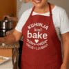 Kuhinja kod bake, kuharica, pečenje, ljubav, odjevna haljina, kućni recepti.