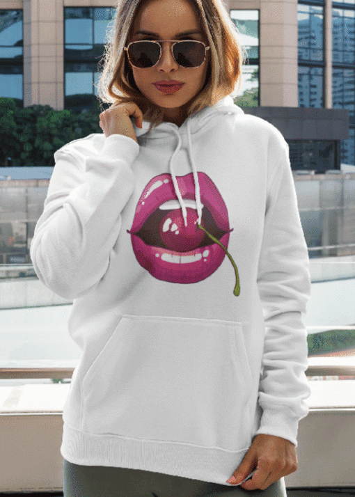 Odlična hoodie s motivom usnice i trešanja, moderne i udobne za svakodnevno nošenje.