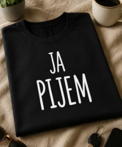 Majica s natpisom JA PIJEM u minimalističkom tipografskom dizajnu