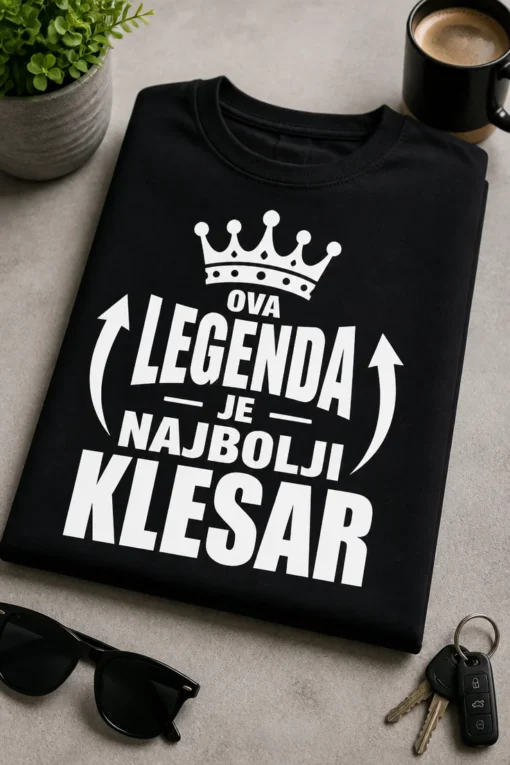 Majica s natpisom OVA LEGENDA JE NAJBOLJI KLESAR i krunom