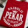 Majica s natpisom NAJBOLJI PEKAR NA SVIJETU u vintage tipografskom stilu s krunom i lovorom
