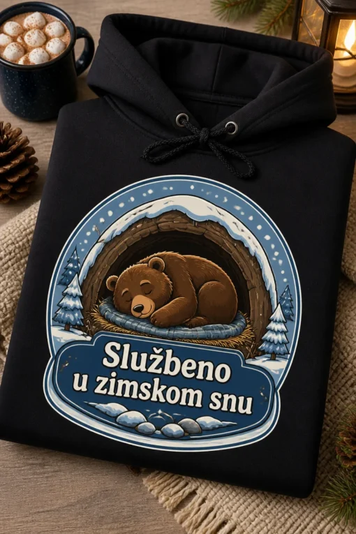 Hoodie s ilustracijom medvjeda u zimskom snu i natpisom Službeno u zimskom snu